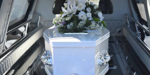 Comment organiser les obsèques d’un proche